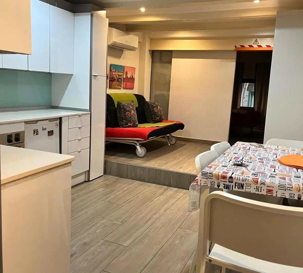 바르셀로나 Haus Sagrada 아파트 0*,